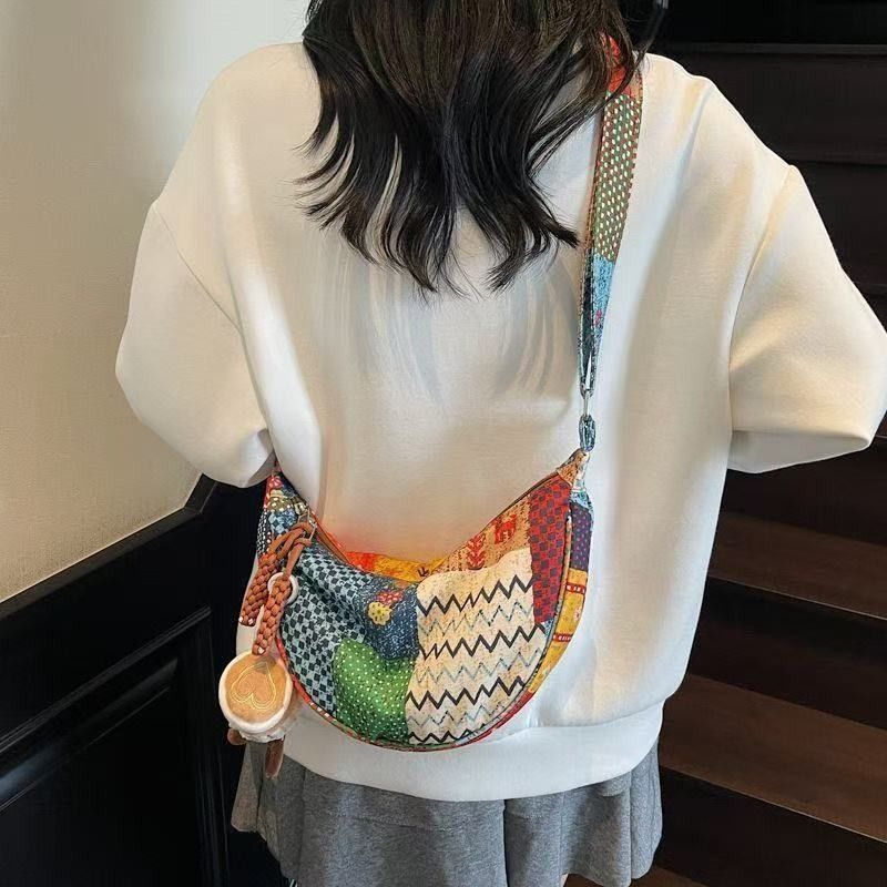 『大人が着たいアイテム』カラフル 収納力抜群 ファスナー  キャンバスバッグ フリー 写真通り(バッグ単品)