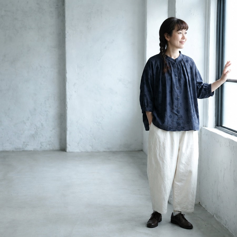 【ゆったり】可愛いドット柄シャツ S/M/L 体型カバー さらっと着られて、毎日着たくなる！ S ネイビー