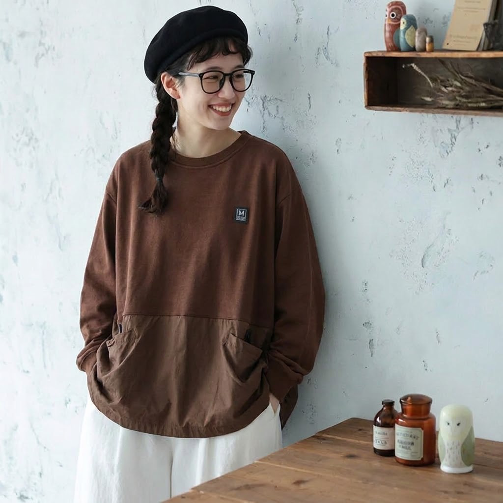 フリーサイズ ラウンドネック ワッペン 切り替えデザイン ポケット付き 長袖Ｔシャツ フリー ブラウン